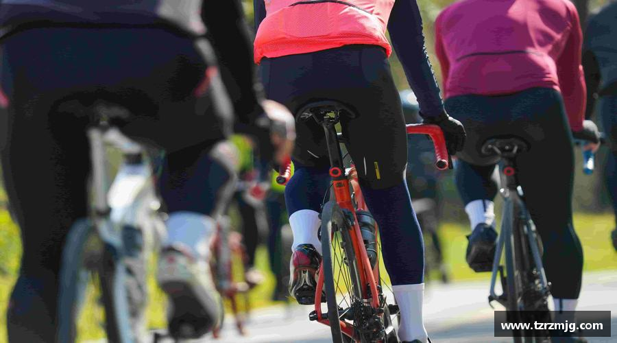 携手共进，齐心迈向成功！